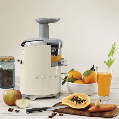 smeg-slowjuicer