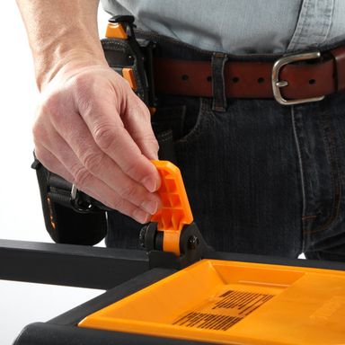 toughbuilt-universal-quickset-zaagstandaard