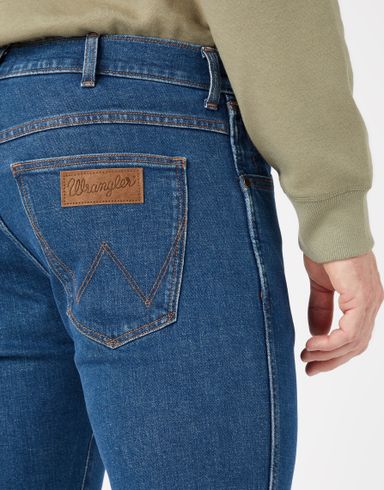 jeansy-wrangler-larston-meskie