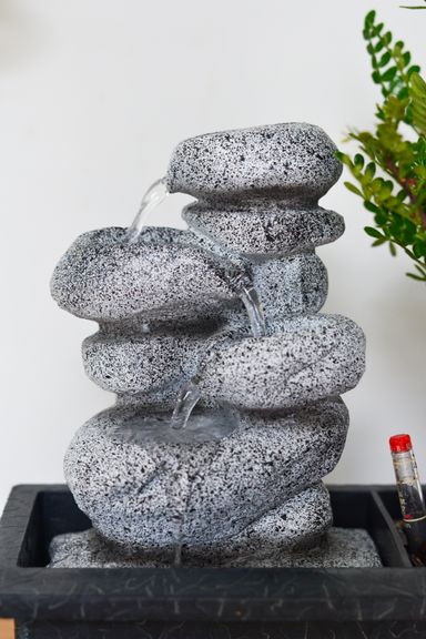 bonsai-met-waterval-stones-25-30-cm