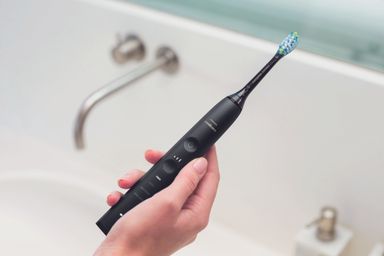 philips-sonicare-diamondclean-9000