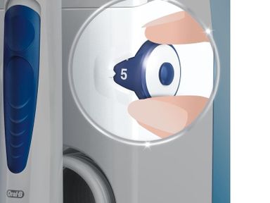 oral-b-oxyjet-munddusche-zahnburste