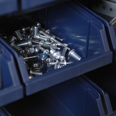 2x-raaco-wandpaneele-mit-32-fachern