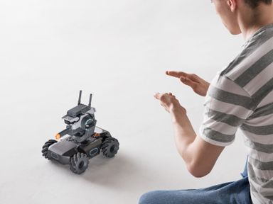 dji-robomaster-s1-programmeerbare-robot
