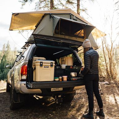 yeti-roadie-24-tan-product-0