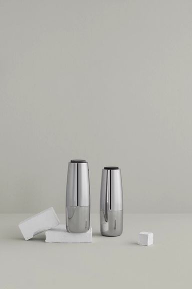 63957-blomus-salt-peppermill-h-20-cm-7-cm-v-0-18-l-salz-en-pfeffermuhle-product-0