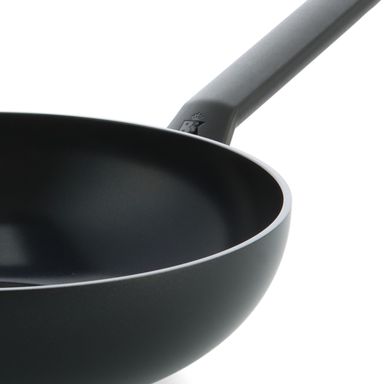 cc003603-001-bk-cookware-blue-label-induction-wok-28-cm-product-2