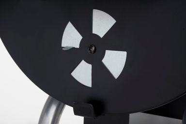 landmann-black-taurus-440-houtskoolbarbecue-product-4
