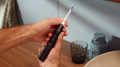 philips-hx7411-02-sonicare-6500-series-elektrische-tandenborstel-product-1