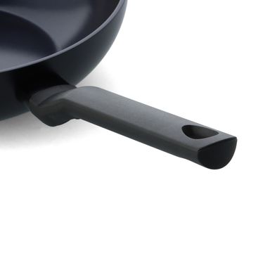 cc003603-001-bk-cookware-blue-label-induction-wok-28-cm-product-1