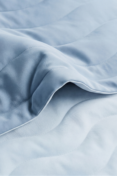 cs5154-cloudpillo-cooling-blanket-midnight-blue-200x200-product-0