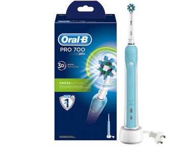 2x-oral-b-pro-700-cross-action