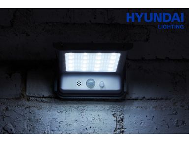 2x-hyundai-led-wandleuchte-solar