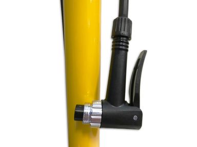 lynx-fietspomp-staal-met-manometer