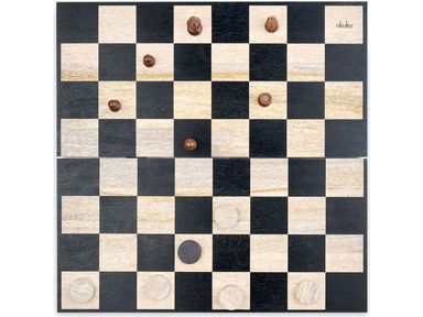 houten-spel-schaken-of-backgammon