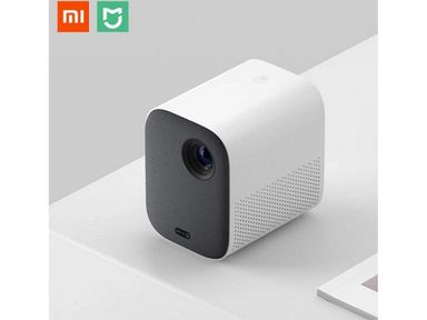xiaomi-mi-smart-kompakter-projektor