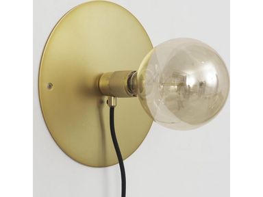 lampa-scienna-frama-medium-e2