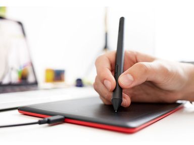 one-by-wacom-pen-tablet-new-edition-small
