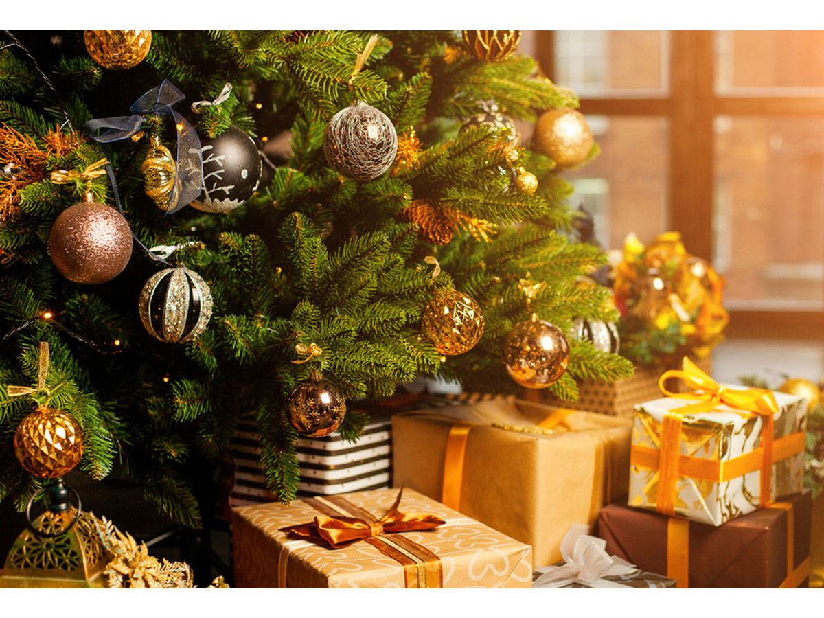 weihnachtsbaume-dekoration