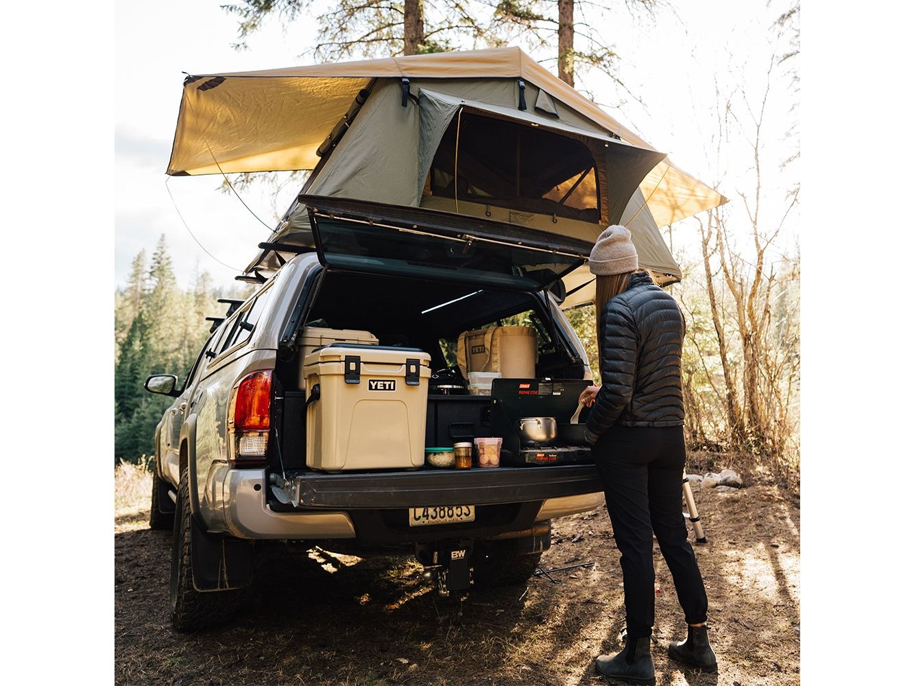 yeti-roadie-24-tan-product-0