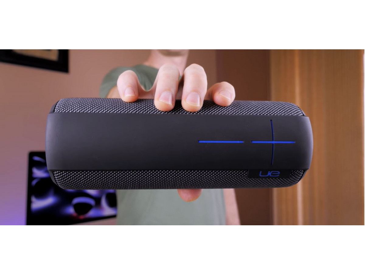 ue-megaboom-i-bluetooth-speaker-refurb
