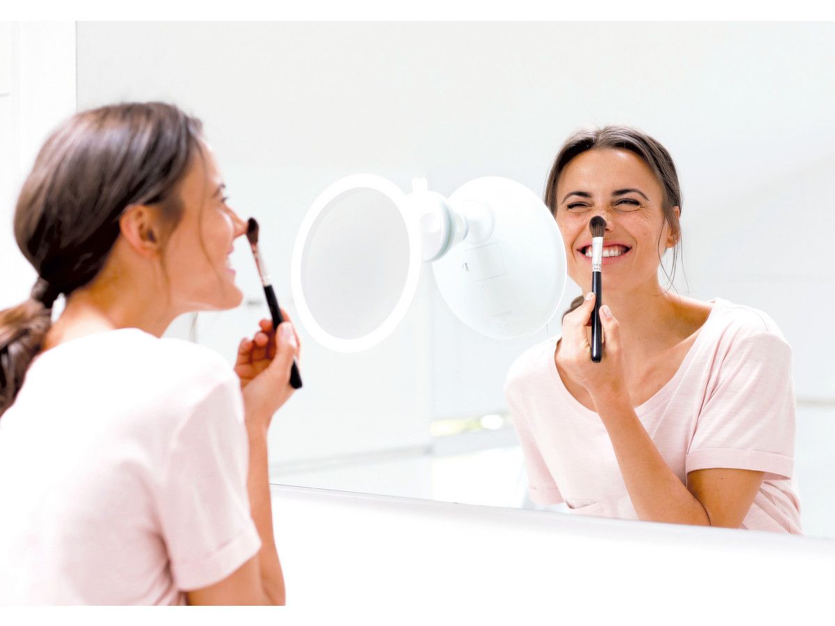 medisana-cm-850-make-up-spiegel