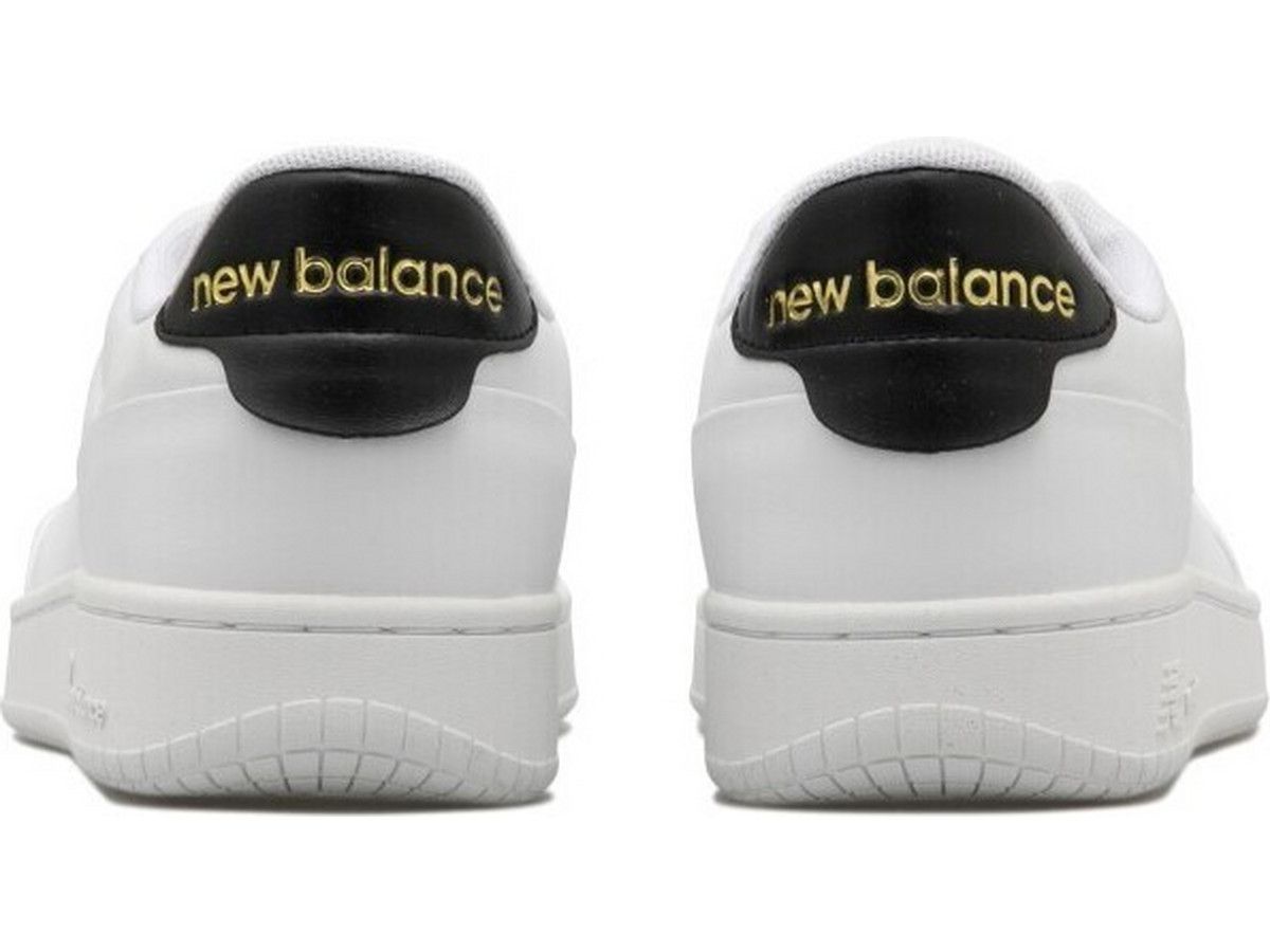 new-balance-sneakers-ct-alley