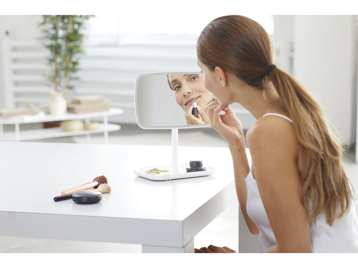 medisana-cosmetica-spiegel-met-led-verlichting