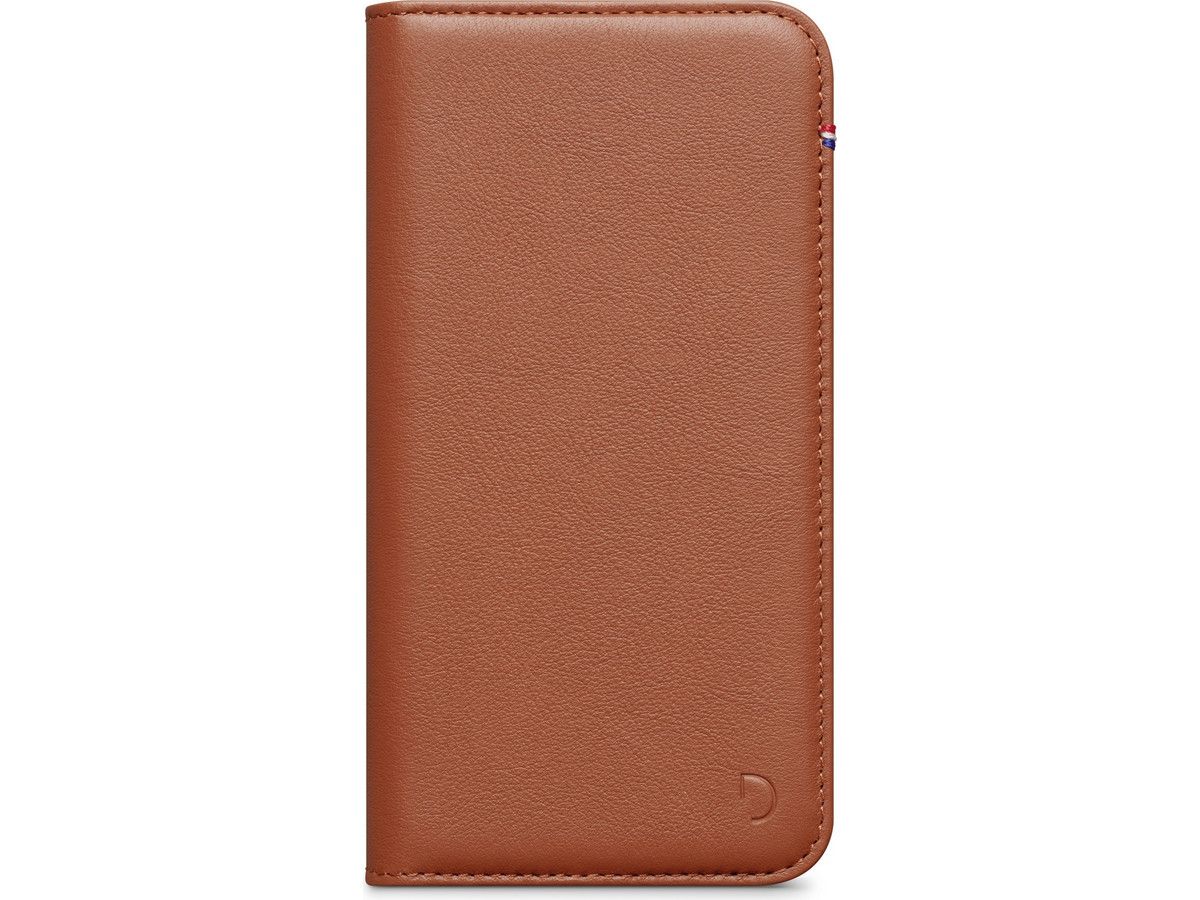 decoded-leather-wallet-iphone-13