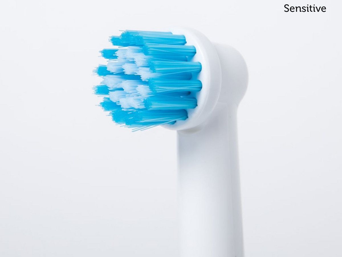 20x-sensitive-clean-zahnbustenkopfe-oral-b