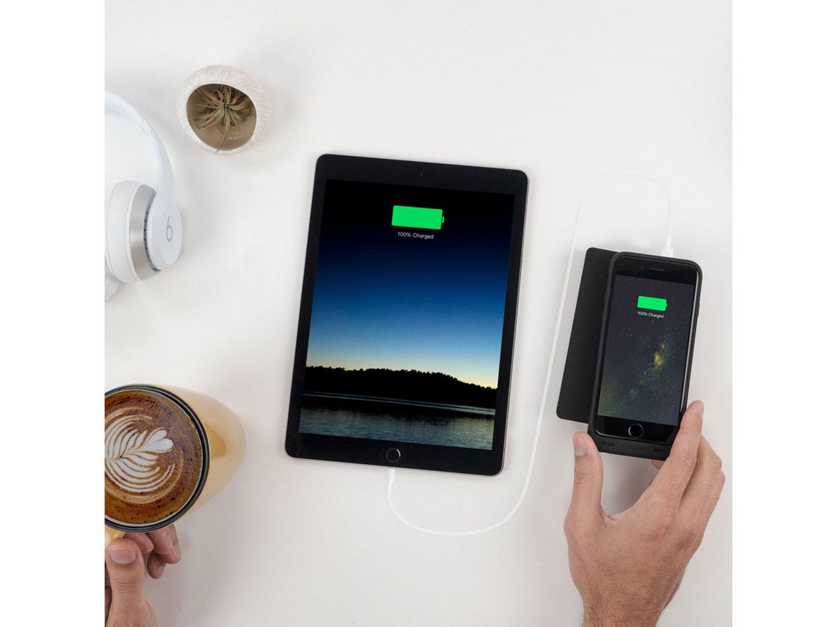 mophie-charge-force-powerstation